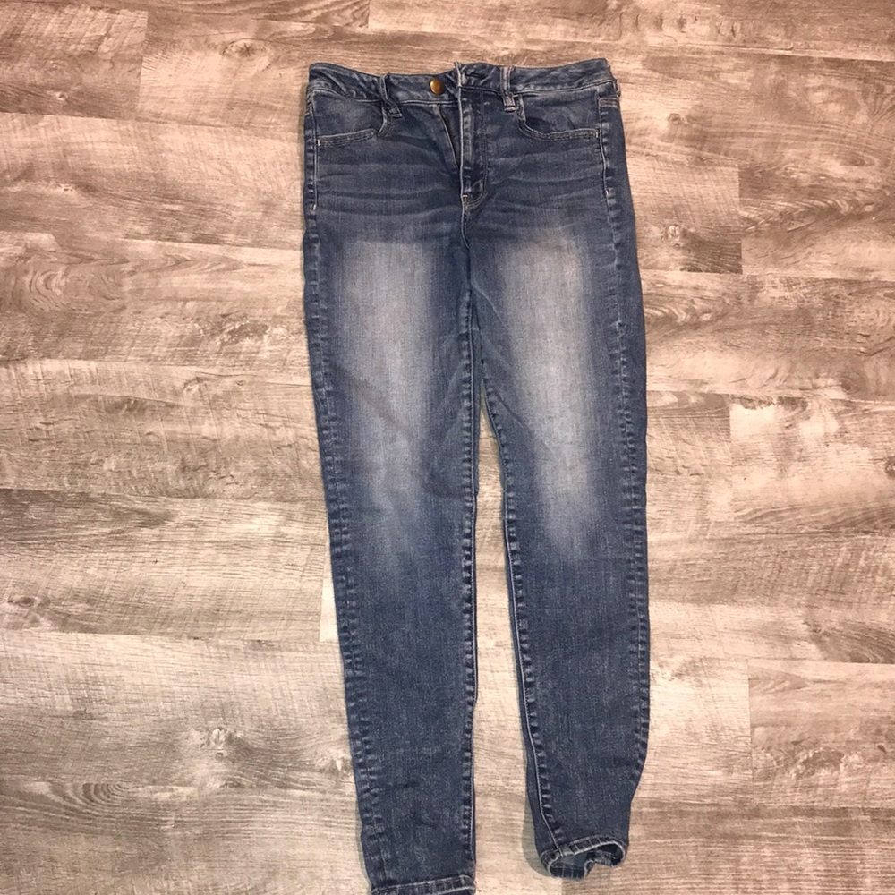LIKE NEW American Eagle Hi Rise Jegging